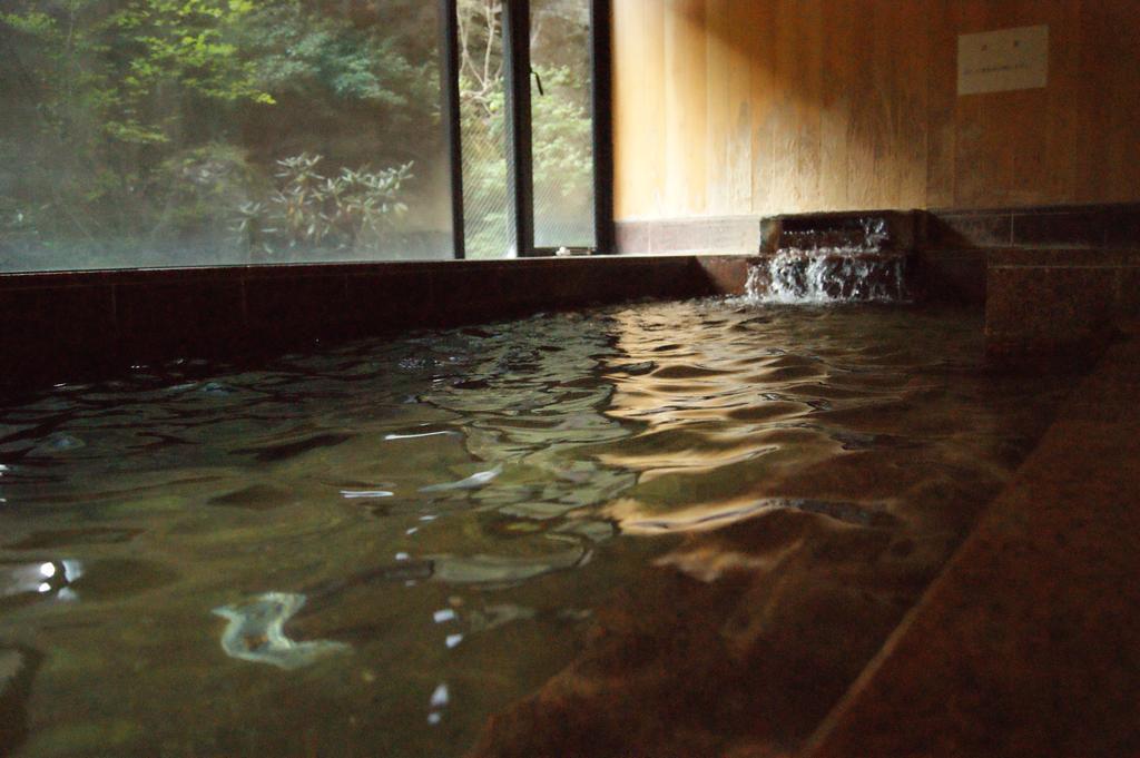 Wakamizusou Hotell Fujikawaguchiko Exteriör bild
