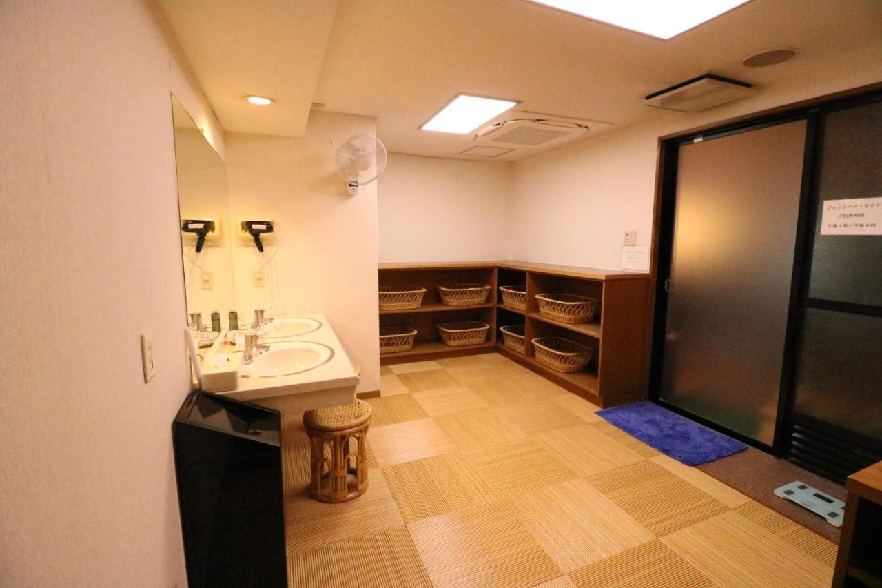 Wakamizusou Hotell Fujikawaguchiko Exteriör bild