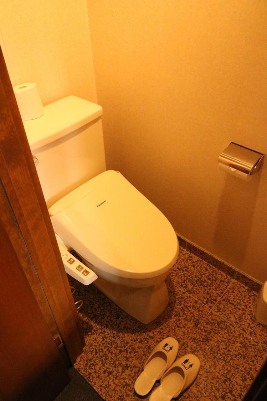 Wakamizusou Hotell Fujikawaguchiko Exteriör bild